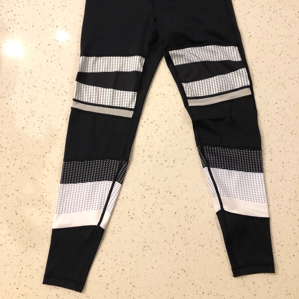Athletic legging